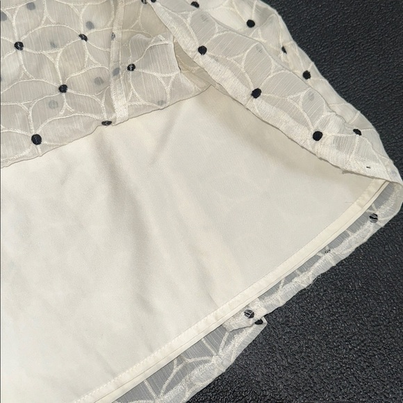 Ann Taylor Cream and Black Patterned A-Line Skirt size 10 - Picture 8 of 8